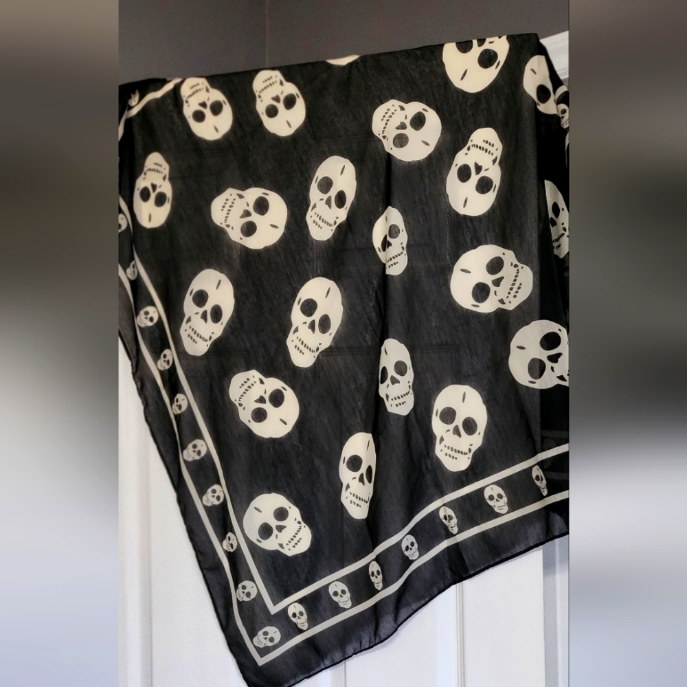 Skull flag